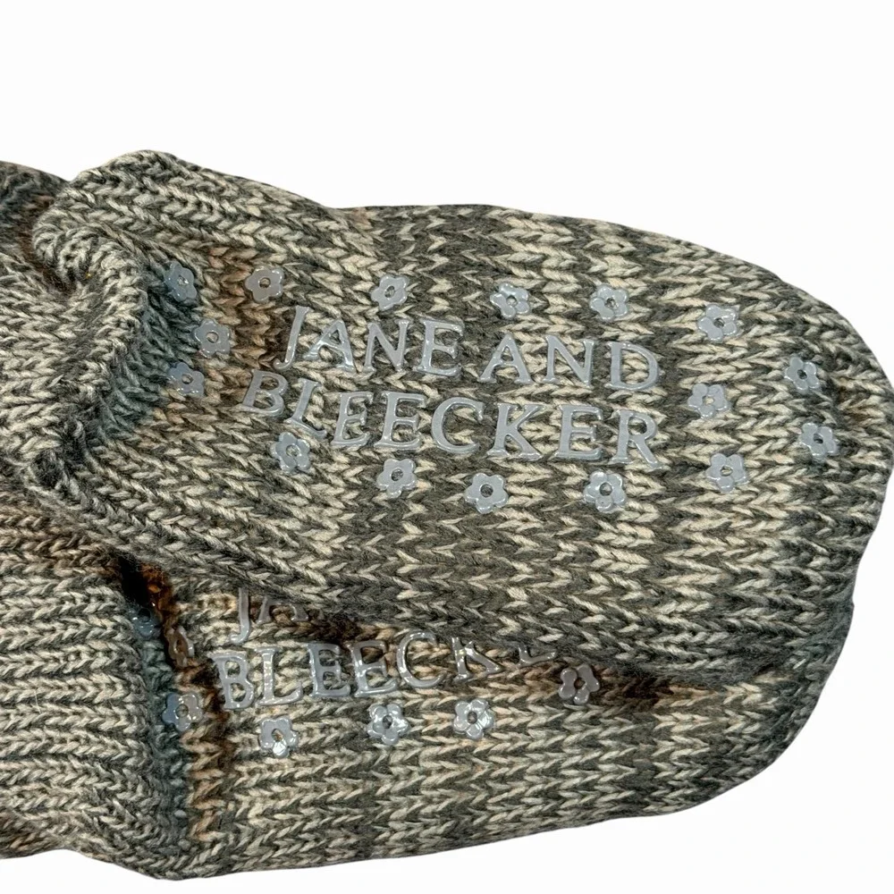 Jane and Bleecker Women's  Slipper Socks Warm Fuzzy Soft Winter Gray Knit Plush